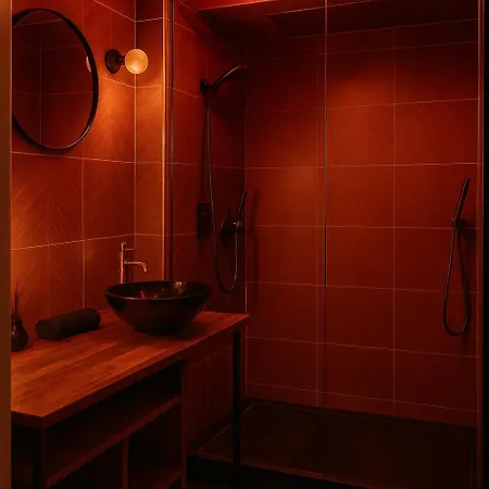 Le Baiser 2 Du Plaisir Interdit 圣阿尔努